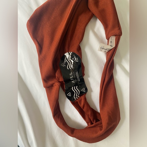 BURNT ORANGE NWT Zaful Bikini with cutouts - Picture 7 of 11